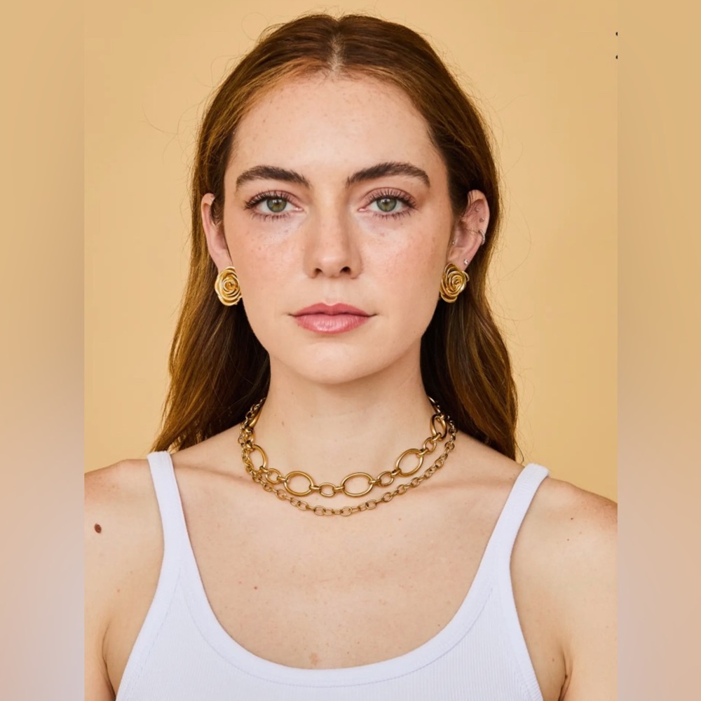 NWT Canelas Layered Chain Necklace